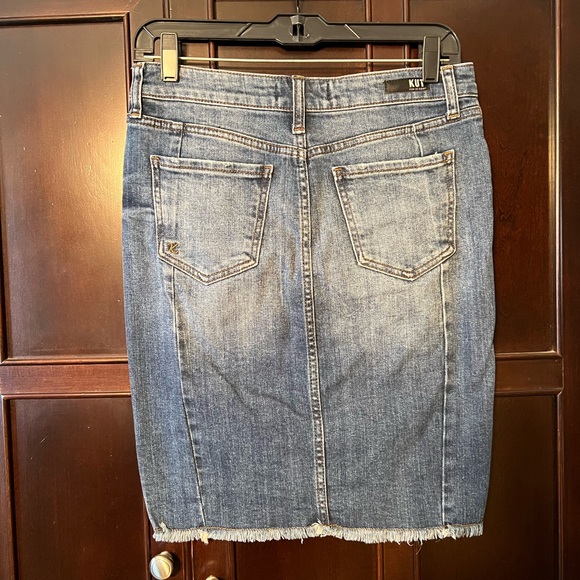 Kut From The Cloth Connie High Low Hem Denim Skirt - Color Blue Size 2 - Picture 7 of 9